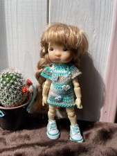 vêtement compatible poupée