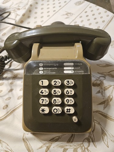 Téléphone fixe ancien - téléphone,