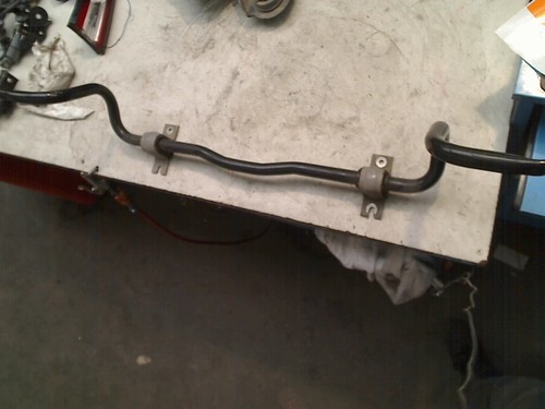 Barre stabilisatrice avant - stabilisatrice,