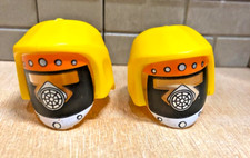 PLAYMOBIL Accessoires 2 Casques Apiculteurs Pompier Matiére Dangereuse - CUSTOM