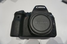 Revendeur Canon EOS 6D Mark II