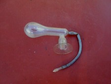 Tire Lait  en Verre Soufflé  Ancien  