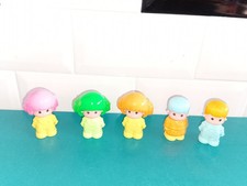 0305262 Lot 5 Figurines
