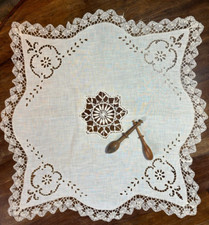 DENTELLE ANCIENNE -Beau