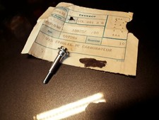 VIS DE FIXATION ORIGINALE POUR