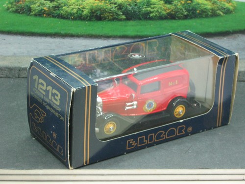 Ford véhicule de pompiers - 8,