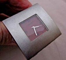 ELEGANTE TIMLINE DAME BOMBE DESIGN,CADRAN ASSORTI A SON LARGE BRACELET,TBE=1970