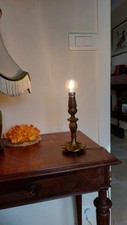 Lampe de chevet en bronze, sans abat-jour.