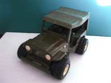 Voiture - Jeep - Willys Ford  - TONKA -Tôle et plastique -  Vintage