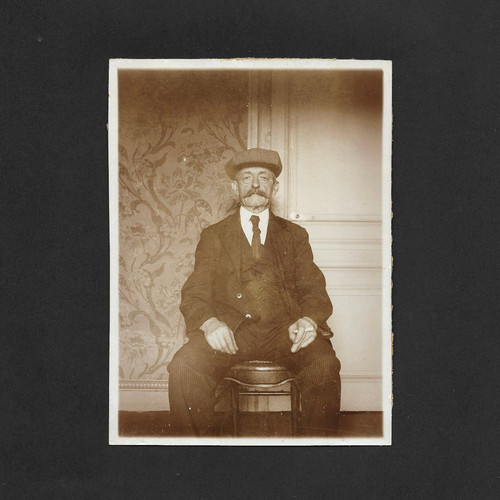 Portrait homme élégant
