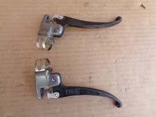 Paire de leviers de frein