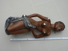 statue Plâtre Année 50 Jeune Noire Aux Boucles oreilles  africaine a restaurer