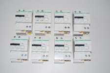 Lot 8 disjoncteurs Schneider