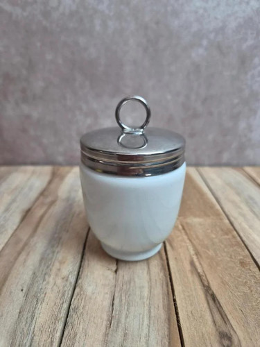 Cuiseur œuf porcelaine - à,