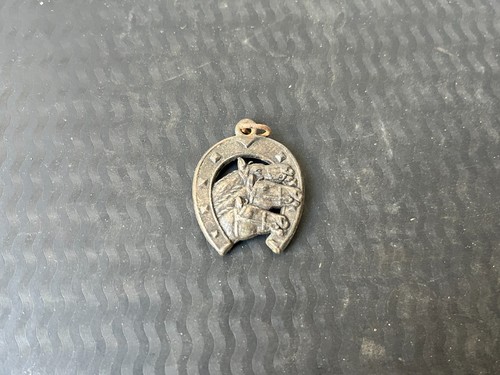 Médaille vintage fer - médaille,