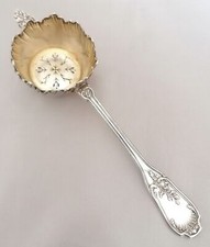 Passoire à thé antique