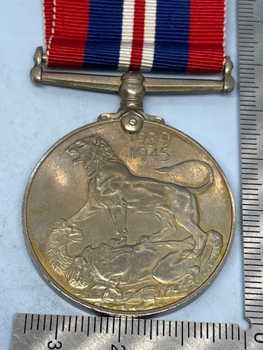 Médaille guerre - de,