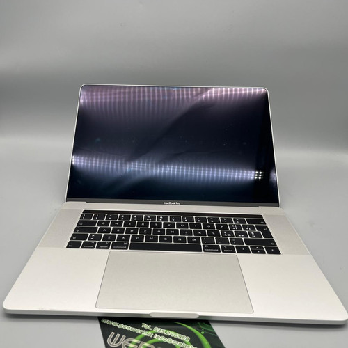 Macbook pro 2018 - pro, 15