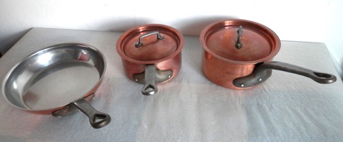 Saucepans frying pan - saucepans,