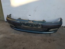 enjoliveur pare-choc avant