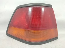 FEU ARRIÈRE GAUCHE / 1600350