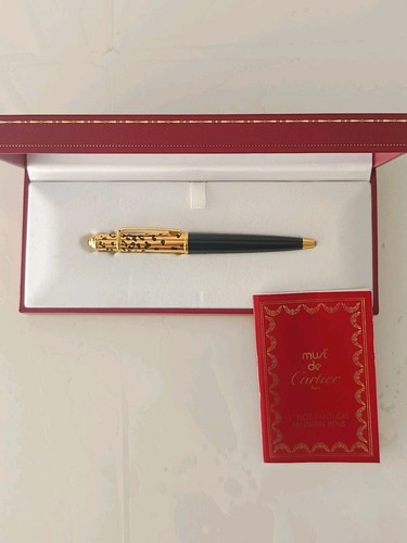 Cartier must de - de,