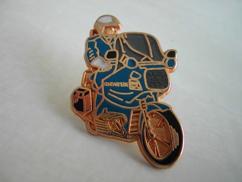 Pin gendarmerie mobile - pin's,