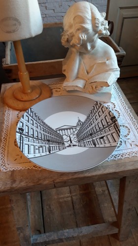 Grande assiette - , de