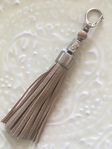 Pompon bijou collier de - bijou,