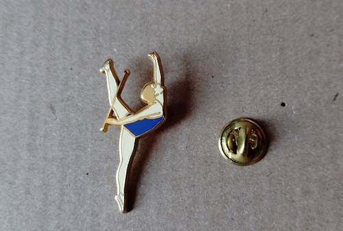 Pin twirling baton zamac - pin's,