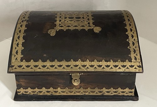 Coffret ancien bois massif