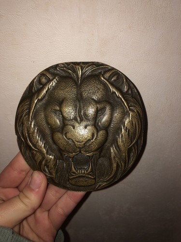 Médaillon bronze tête de - médaillon, en