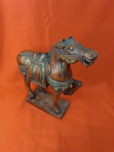 Cheval décoratif ancien - , –