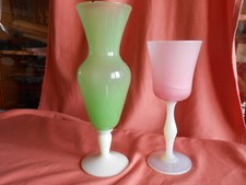 2 Beaux Vases en Opaline en