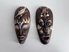 Lot 2 masques muraux bois