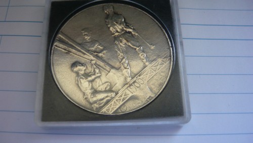 Type médaille de - type,