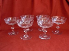 BACCARAT ? SERIE DE 6 COUPES A CHAMPAGNE EN CRISTAL TAILLE,DEBUT XXème.