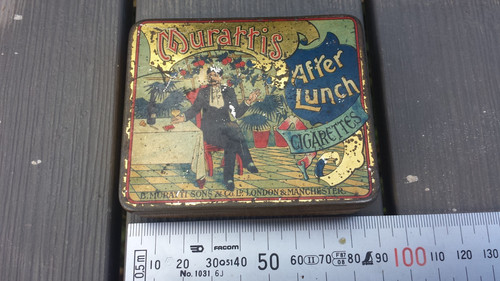Ancienne boîte cigarettes - boîte,