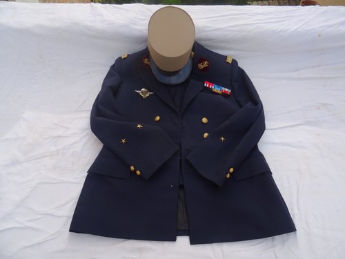 Uniforme complet du médecin - complet,