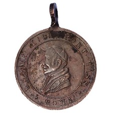 Vatican médaillette