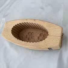 ? MOULE à BEURRE (décor Fleurs ) pivotant, en bois sculpté  -TBE