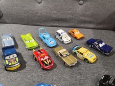 Lot 10 voitures métal Disney