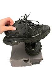 BALENCIAGA TRACK BASKET  T38
