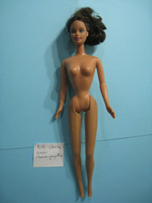 poupée Mattel modèle "Barbie" mécanisme papillon des années 2000' _N°816