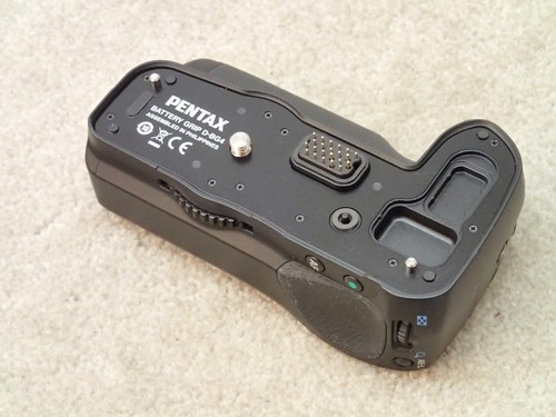Pentax bg4 battery grip - battery,