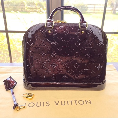 Louis vuitton alma amarante - louis,