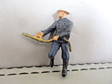 1/43 40mm STARLUX  1044  POMPIER  CASQUE ADRIAN SERIE 1950 LANCE SUR ECHELLE