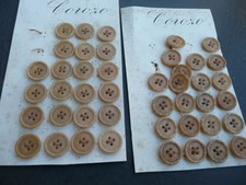 44 boutons ancien en corozo