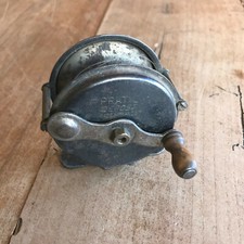 ancien matériel de pêche N2