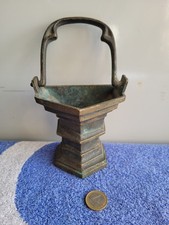 Ancien seau à eau bénite